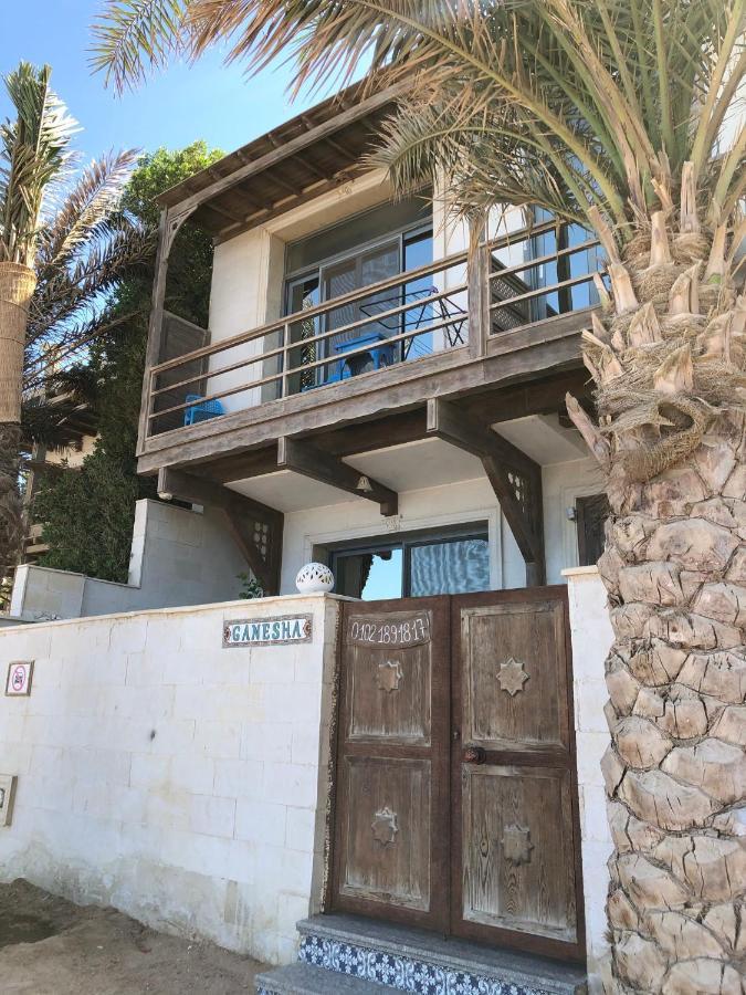 Ganesha.Beach Apartment Дахаб Екстериор снимка
