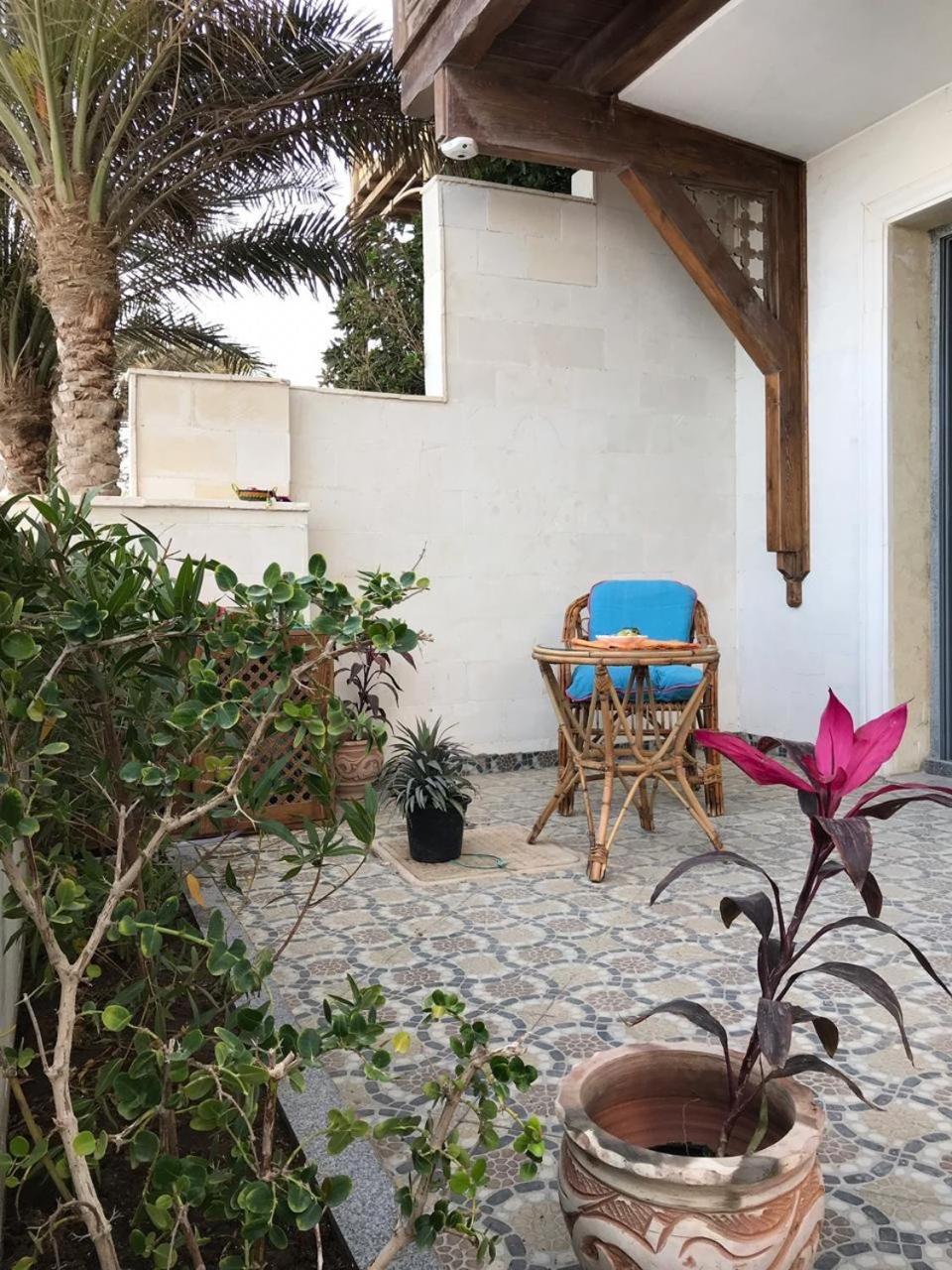 Ganesha.Beach Apartment Дахаб Екстериор снимка